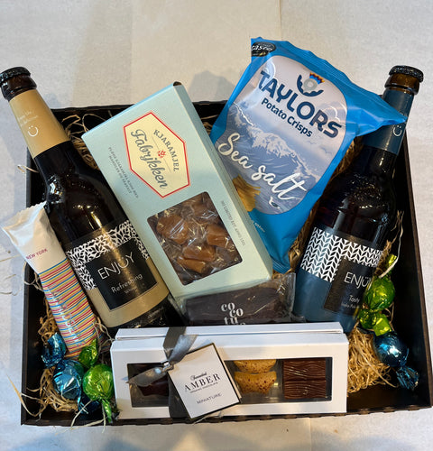 Gavekasse med øl og snacks